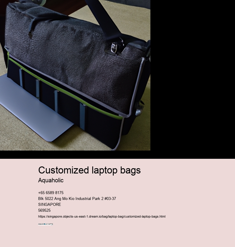 customized laptop bags